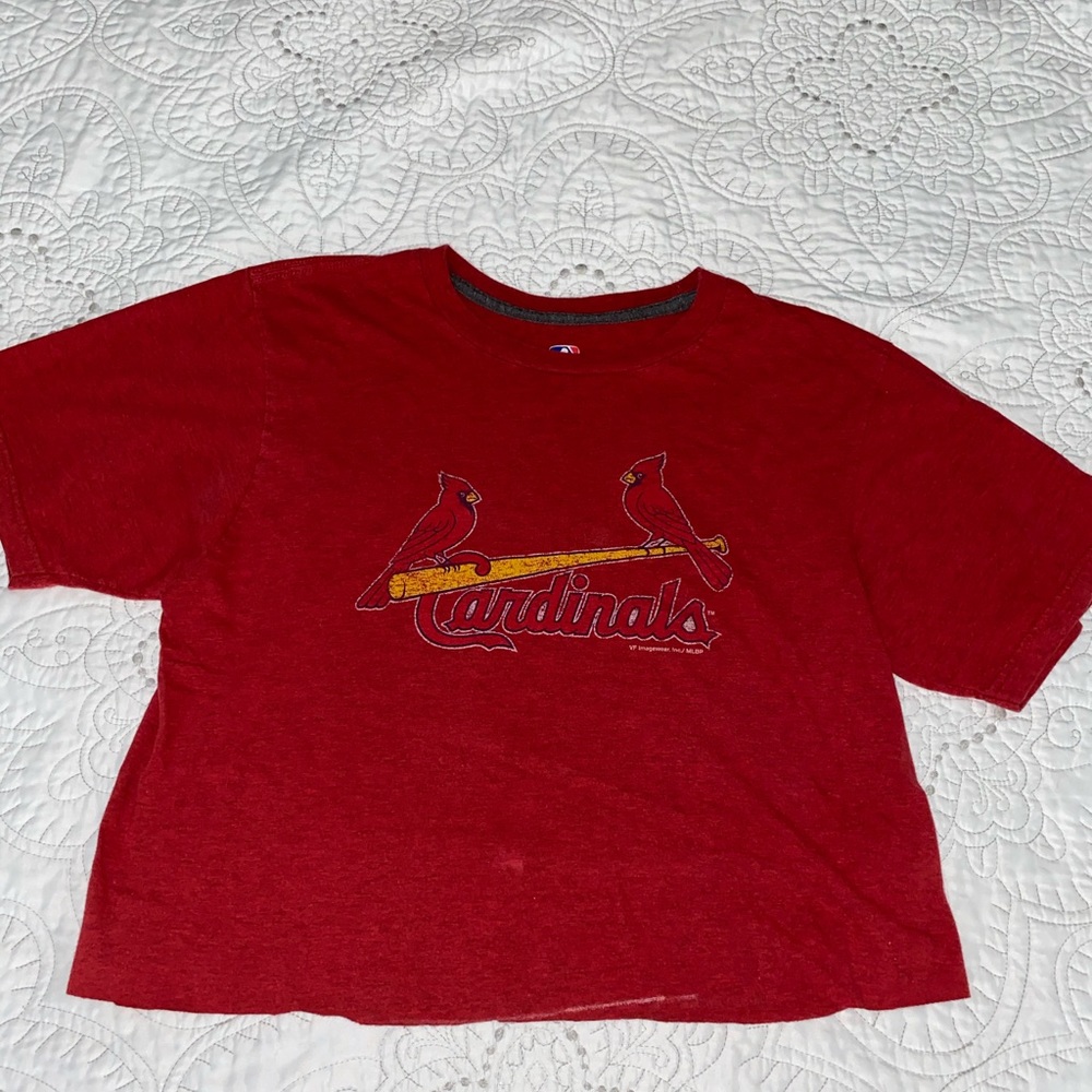 Cropped baseball tee